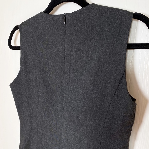NWT GAP A-Line V-Neck Sleeveless Dress - Picture 4 of 5